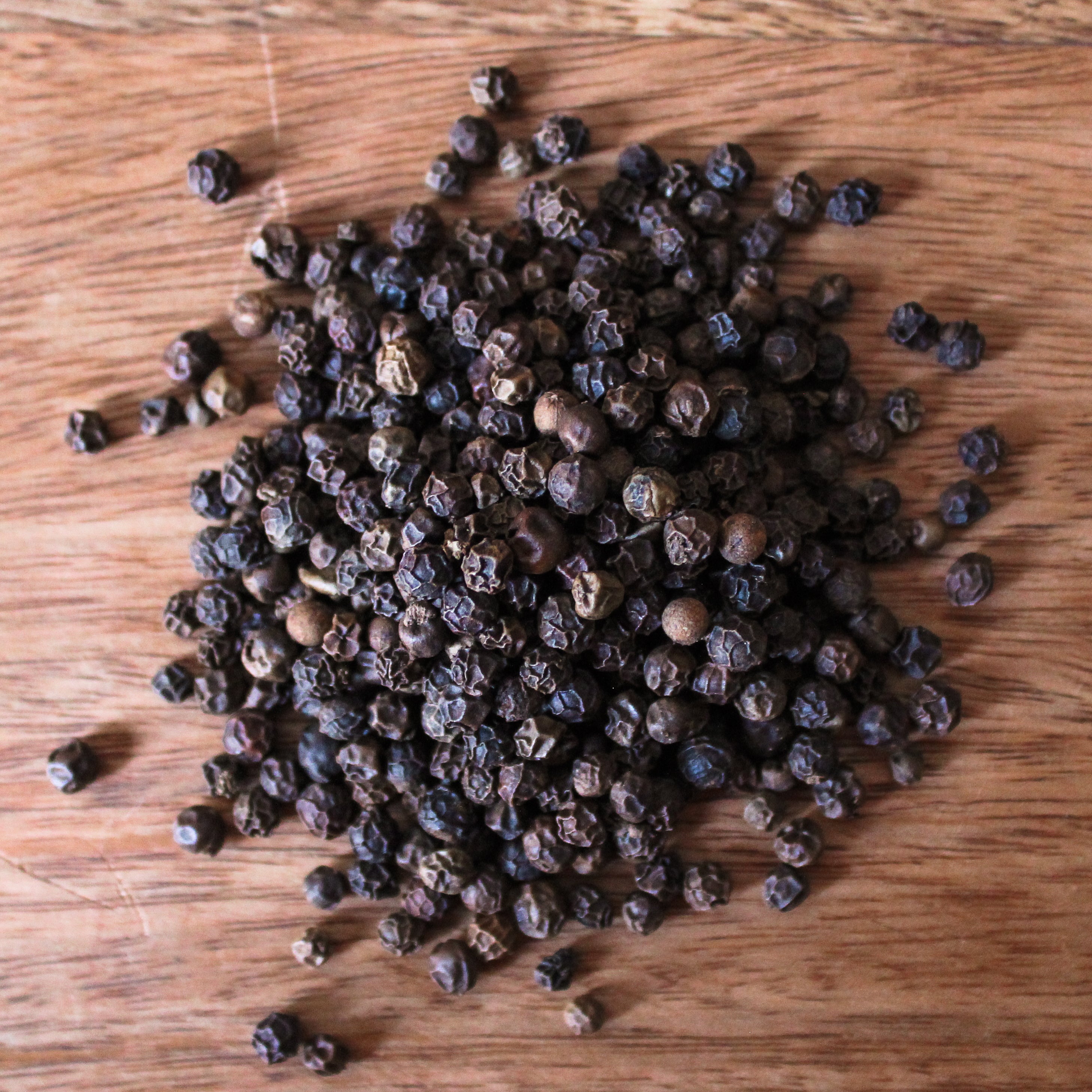 Black Peppercorns whole Blackbaybotanicals black-peppercorns-whole-blackbaybotanicals